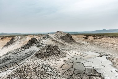 Şaşırtıcı çamur yanardağ, volkanik çamur