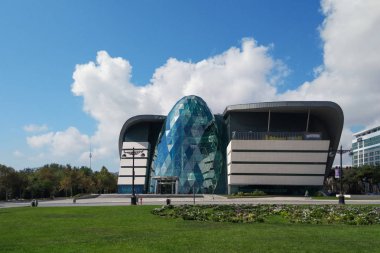 Azərbaycan, Bakı ş., 09 Ekim 2018. Modern bina Park Bulvar iş merkezi