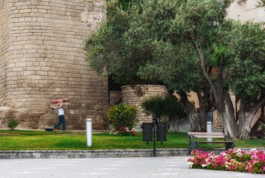 Bakü/Azerbaycan - 29 Mayıs. 2018. old Town, Maidens Tower adlı
