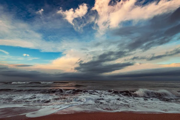 Meeresküste Stürmische See Und Bunte Wolken Horizont — Stockfoto