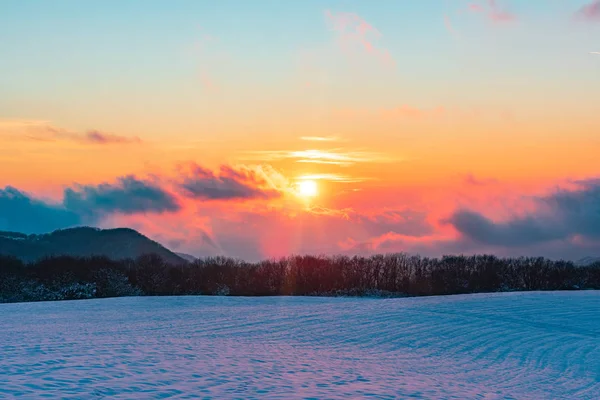 Amazing Beautiful Vibrant Winter Sunset Mountains — Stock Photo, Image