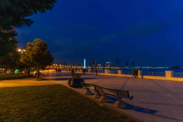 Металева Підставка Набережній Місті Баку — стокове фото