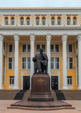 Bakü/Azerbaycan - 27 Ağustos 2018 Besteci Üzeyir Hacıbeyov Anıtı