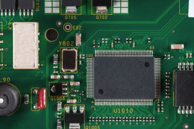 Pcb'deki elektronik bileşenler