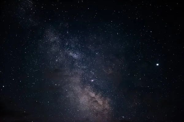 Via Lattea nel cielo stellato notturno — Foto Stock