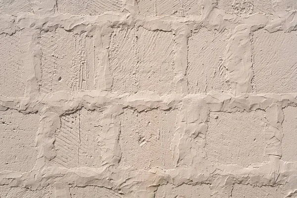Muro di costruzione è rivestito con lastre di pietra — Foto Stock