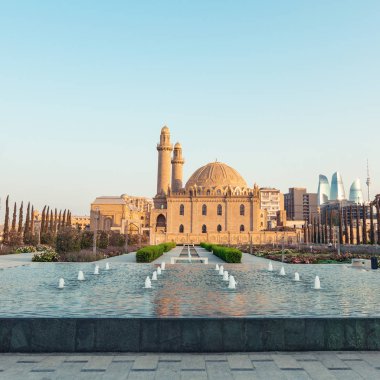 Bakü, Azerbaycan 1 Ağustos 2019 Taza Pir camii görünümü