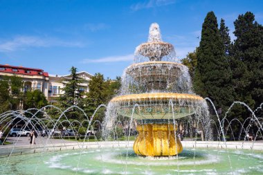 Bakü, Azerbaycan 16 Eylül 2019 Çeşme şehir parkında