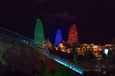 Azerbaycan, Bakü, 29 Eylül 2019 Gece Alev Kuleleri