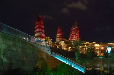 Azerbaycan, Bakü, 29 Eylül 2019 Gece Alev Kuleleri