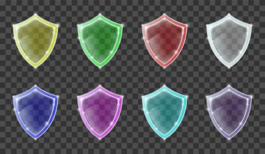 Koruma kalkanları. Parlak kalkan simgeleri 8 farklı renkte. Şeffaf ve izole, parlak bir ışık ve gölgesi var. Vektör illüstrasyonu