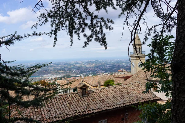 Yaz Manzara San Marino Güzel Görünümü Peyzaj Vadisi Banliyö Bölgesi — Stok fotoğraf