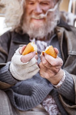 Seçici odak ekmek parçaları