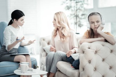 Anne ve kızı teşhis çekici psikolog
