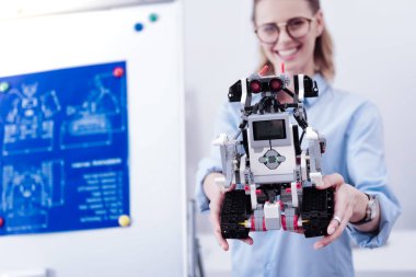 Modern bir robot seçici odak