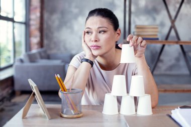 Depresyon gösteren dreamful kadın serbest meslek