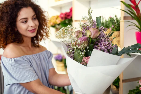 Enfoque selectivo de un hermoso ramo — Foto de Stock