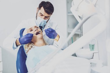 Profesyonel diş hekimi diş kalite kontrol