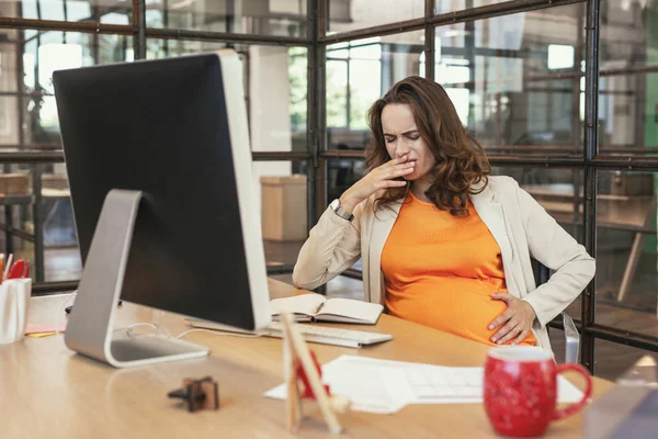 Unhappy pregnant CEO wanting to throw up — Stock Photo, Image