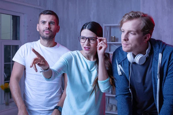 Üç meslektaşları sorun belirleme odaklı