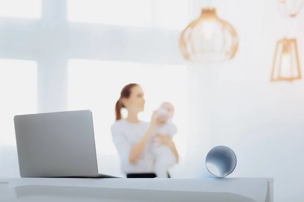 Focused photo on laptop that standing on the table — Stock Photo, Image