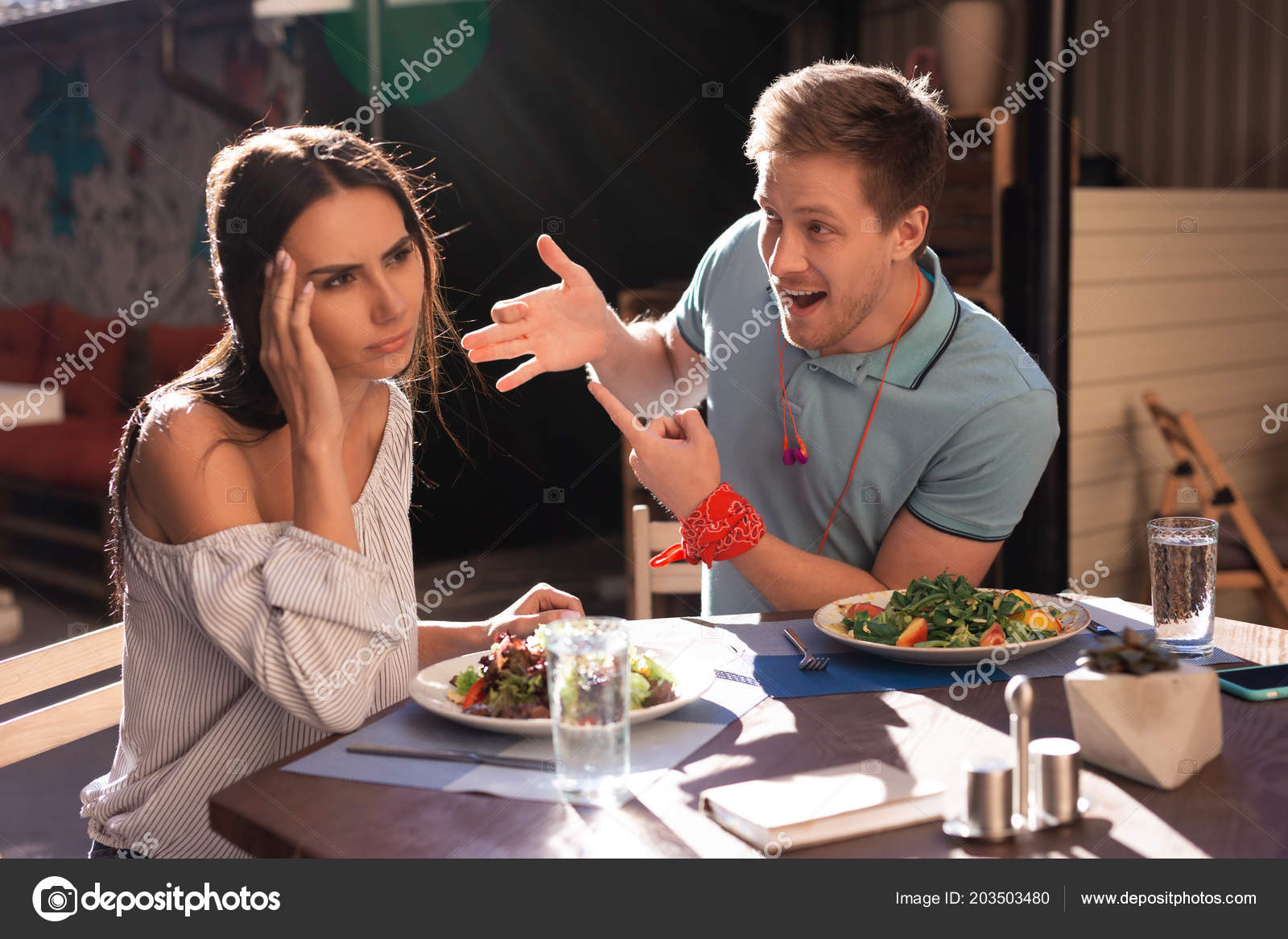 Dating jemand moody Dating-Blog-Seiten