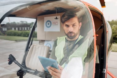 Çekici erkek gönüllü uygulama verileri