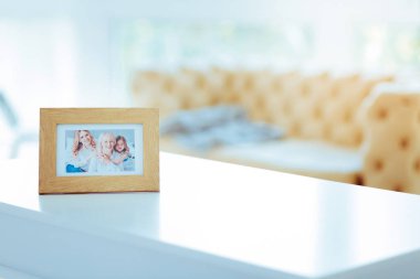 Aile fotoğrafı çerçeve içinde olmak