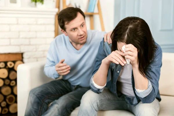 Too Emotional Unhappy Sad Emotional Woman Listening Her Husband Crying — Stock Photo, Image