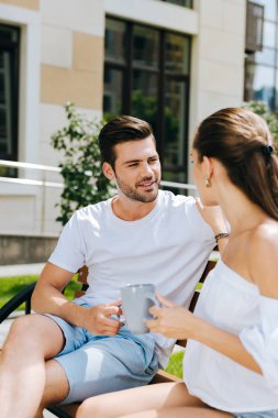 Güzel yakışıklı adam kız arıyorum