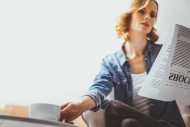 Muhteşem Bayan onun bacak bacak