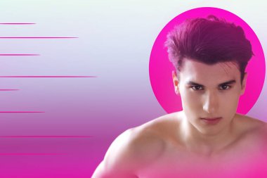 Ciddi insan duygu kendinden emin ve sana bakıyor