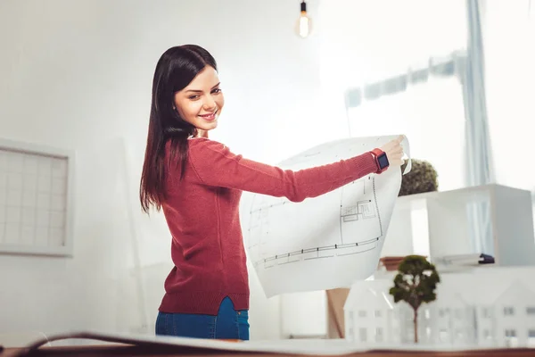 Beautiful female person standing in semi position — Stock Photo, Image