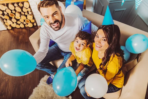 Kellemes ünnepeket család születésnapi party — Stock Fotó