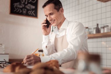 Pozitif akıllı adam Not almak