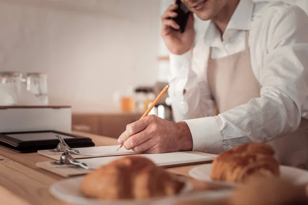 Notes being taken — Stock Photo, Image