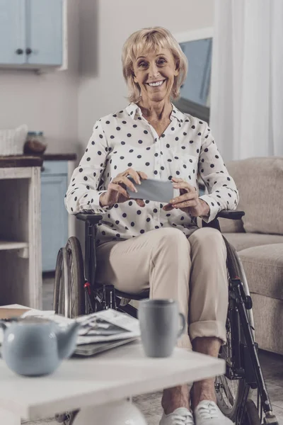 Tea Time Disabled Smiling Woman Feeling Extremely Relieved While Enjoying — Stock Photo, Image