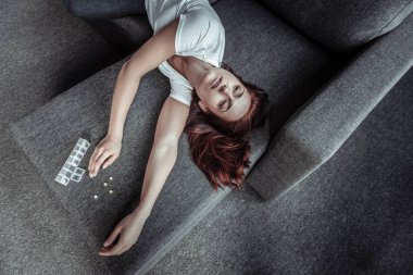 Hayal kırıklığına uğramış kız sağlık sorunlarınız