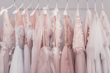 Gelinlik düğün butik birlikte teslim