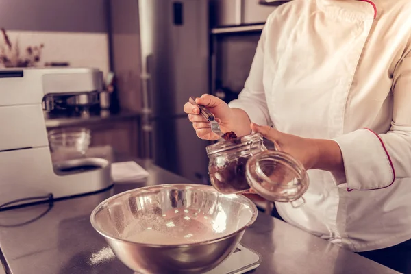 Kakao hamuru için eklenen yakın çekim