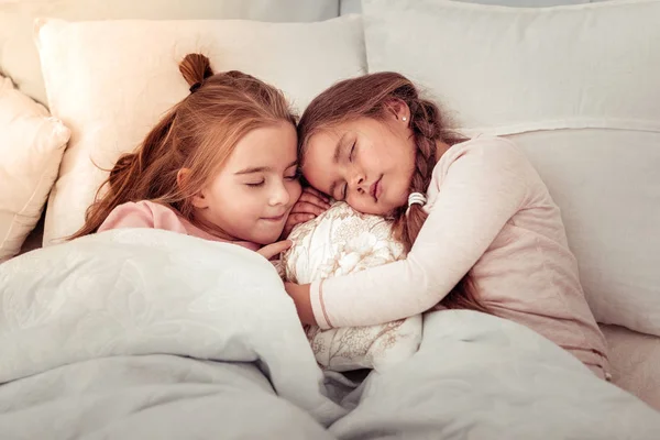 Peaceful Beautiful Cute Sisters Sleeping Bed While Being Home — Stock Photo, Image