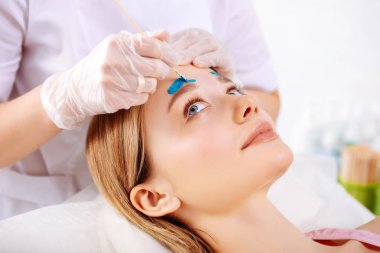 İlgili duygu istemci kaşları Depilasyon ilk defa sahip