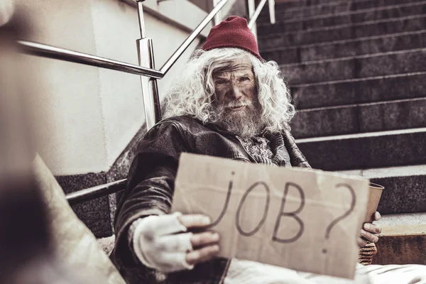 Troubled almsman asking stranger about any job for him. — Stock Photo, Image