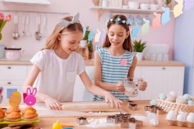 Onların ev hafta sonları zevk olumlu mutlu çocuklar