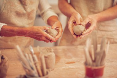 Kil toplarının insan eliyle kapatılması