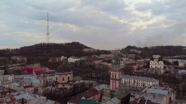 Lviv sonbahar da kuş bakışı görünümünden — Stok video