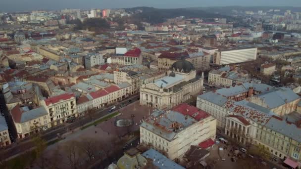Aerial view of the Lviv Theatre of Opera and Ballet — Stock Video