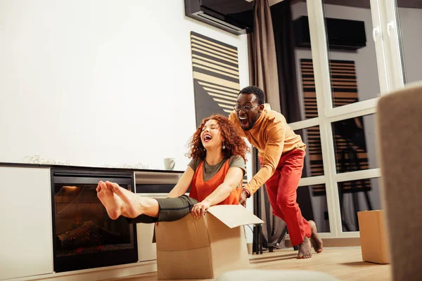 Happy international couple having break for fun — Stock Photo, Image