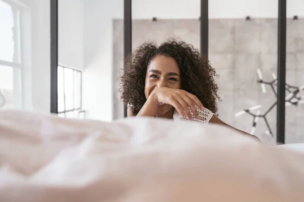 Joyful female person laughing at funny joke — Stock Photo, Image