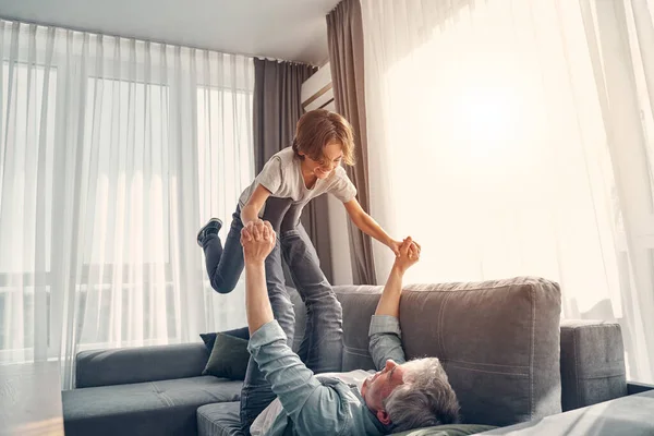 Bel tempo insieme di figlio e padre — Foto Stock